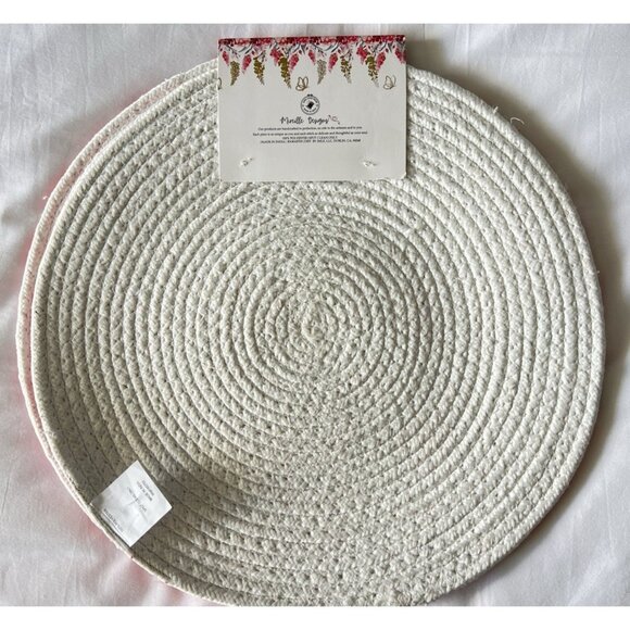 4 pc Braided Placemat Set 15” Rnd STRAWBERRY Floral Escape Red White Easy Care - Picture 4 of 8